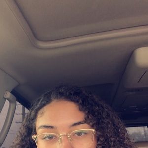 Meet your Posher, Jayla